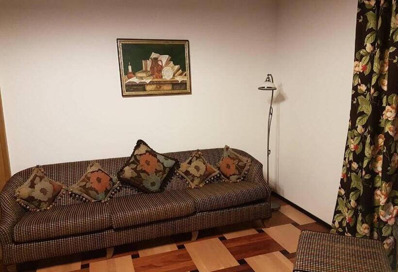 샬레, Horse Riding Club Pirin