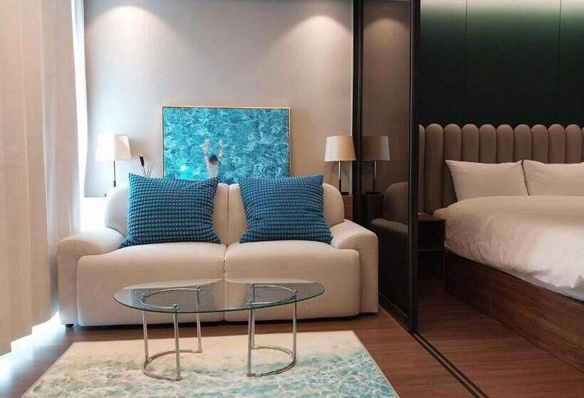 اتاق لوکس با چشم‌انداز دریا, The Solid Residence   Elbon The Stay By Haeundae