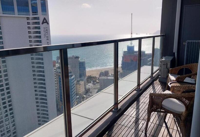 اتاق لوکس با چشم‌انداز دریا, The Solid Residence   Elbon The Stay By Haeundae