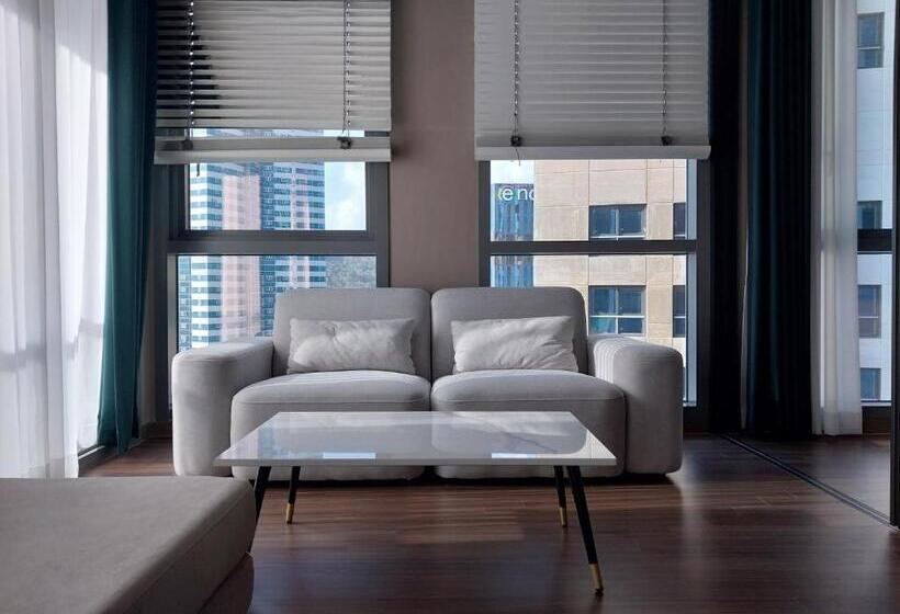 اتاق لوکس با بالکن, The Solid Residence   Elbon The Stay By Haeundae