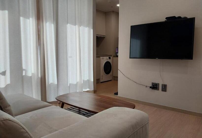 디럭스 테라스 룸 바다 전망, The Solid Residence   Elbon The Stay By Haeundae