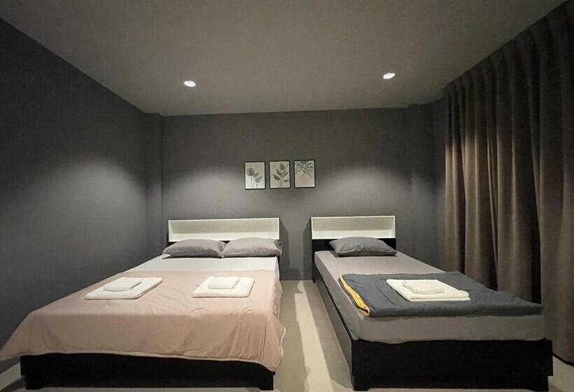 Семейный Номер Deluxe, Baan Pheun Hostel บ้านเพื่อน โฮสเทล