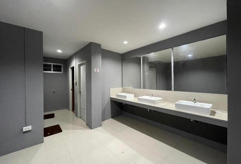 Habitación Estàndard Individual, Baan Pheun Hostel บ้านเพื่อน โฮสเทล