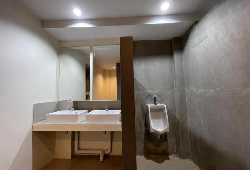Habitación Estàndard Individual, Baan Pheun Hostel บ้านเพื่อน โฮสเทล