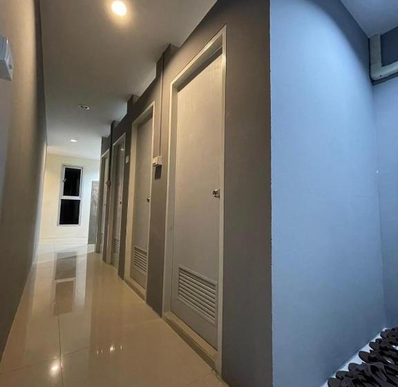 Номер Стандарт Индивидуальный, Baan Pheun Hostel บ้านเพื่อน โฮสเทล