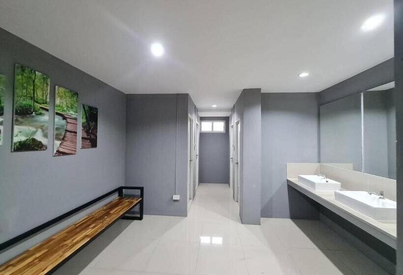 Habitación Estàndard Individual, Baan Pheun Hostel บ้านเพื่อน โฮสเทล