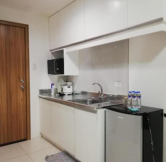 스탠다드 스튜디오 킹침대, Grand Riviera Suite Condotel