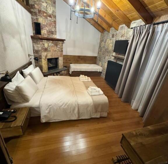 Номер Стандарт Трехместный, Ambassador Voskopojë