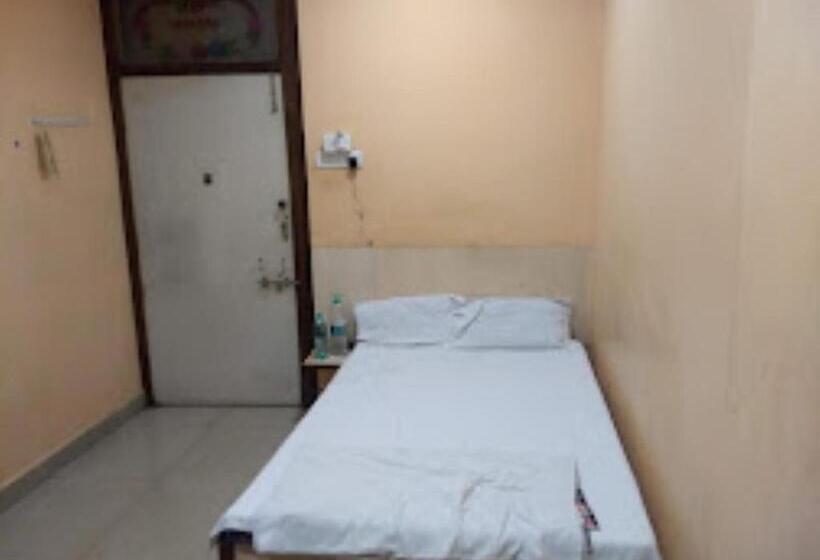 标准间, Thakur Jii Bhopal