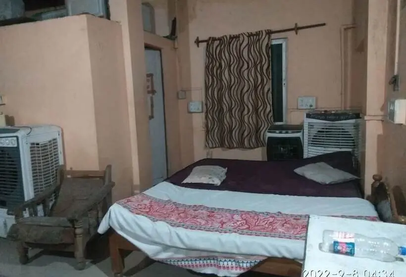 Standard-huone, Thakur Jii Bhopal