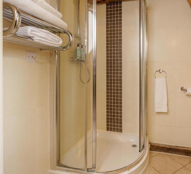 غرفة قياسية, The Dashwood