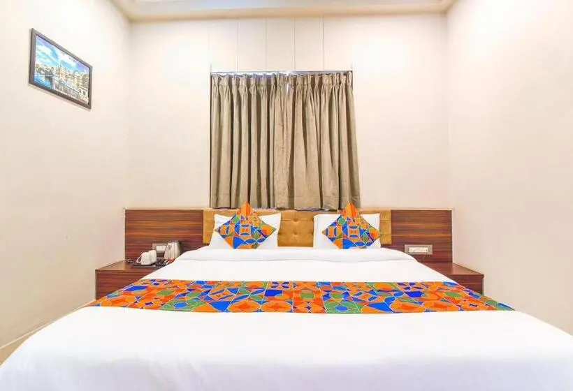 اتاق استاندارد, Maanvad Garh   V One Pride By Noww Hotels