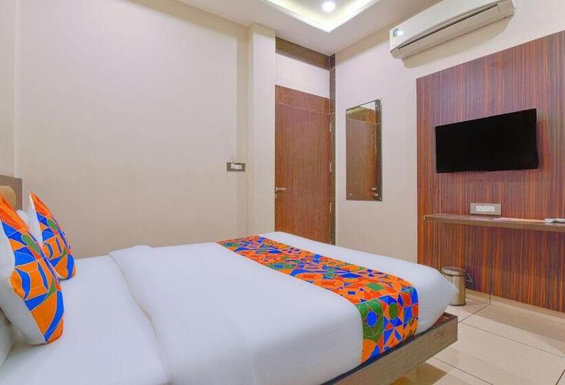 スタンダードルーム, Maanvad Garh   V One Pride By Noww Hotels