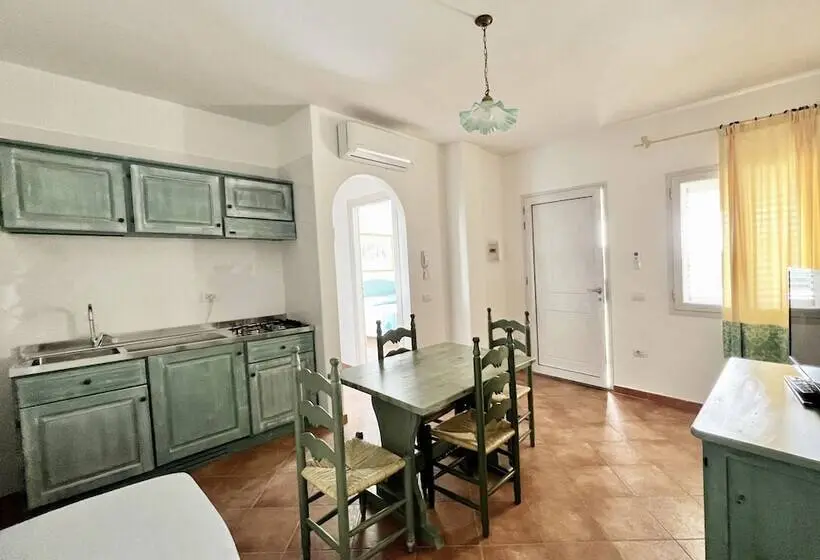 آپارتمان 1 خوابه, Residence In Orosei Just 3 Km From The Sea