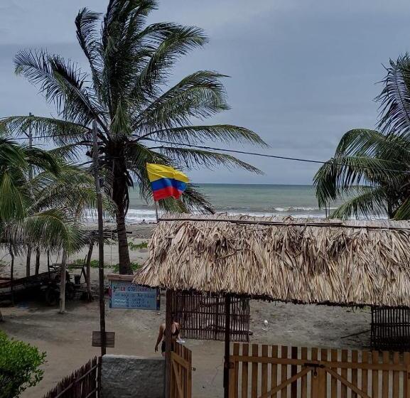 豪华海景房带阳台, Cabaña La Gozadera