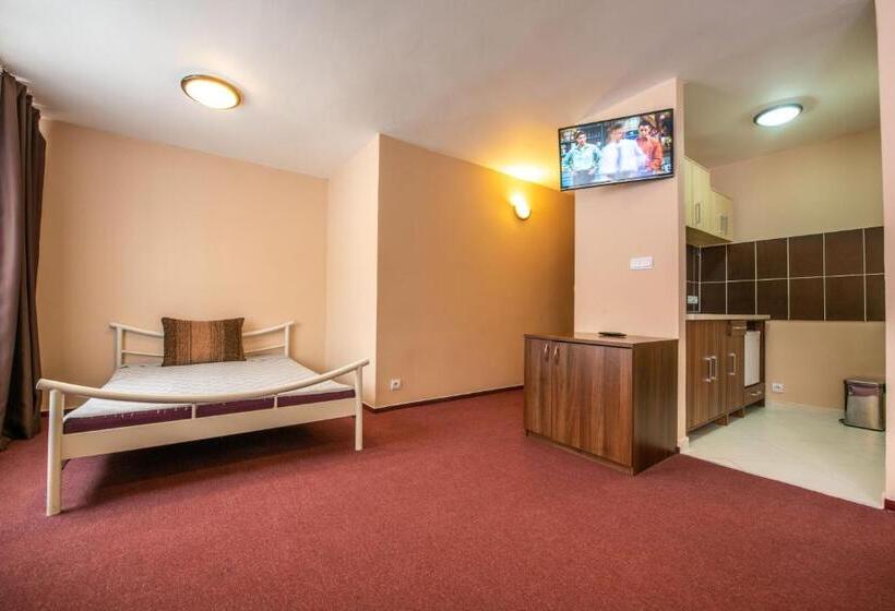 غرفة قياسية, Grand Hotel Rooms