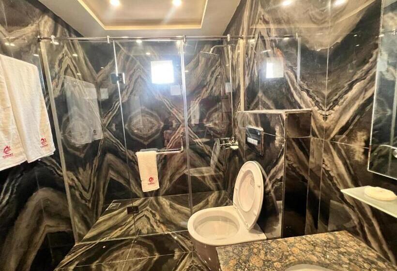 سوئیت پرزیدنت, Elegant Executive Suite