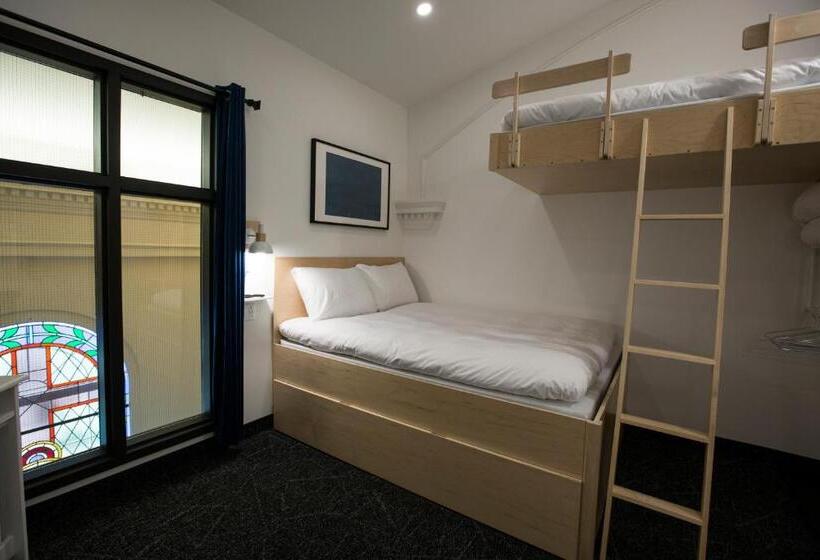 غرفة عائلية, Le Saint Crème