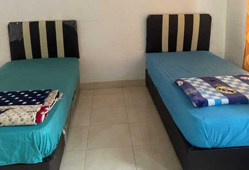 Номер Basic, Spot On 93378 Lona Guest House Syariah