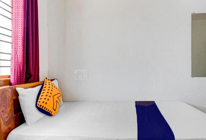 트리플 클래식 룸, Spot On Mystic Mansion