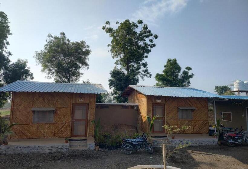 חדר סטנדרט נוף לגינה, Vasant Bamboo Cottage