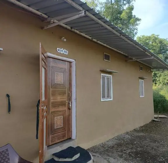 ファミリールーム, Vasant Bamboo Cottage