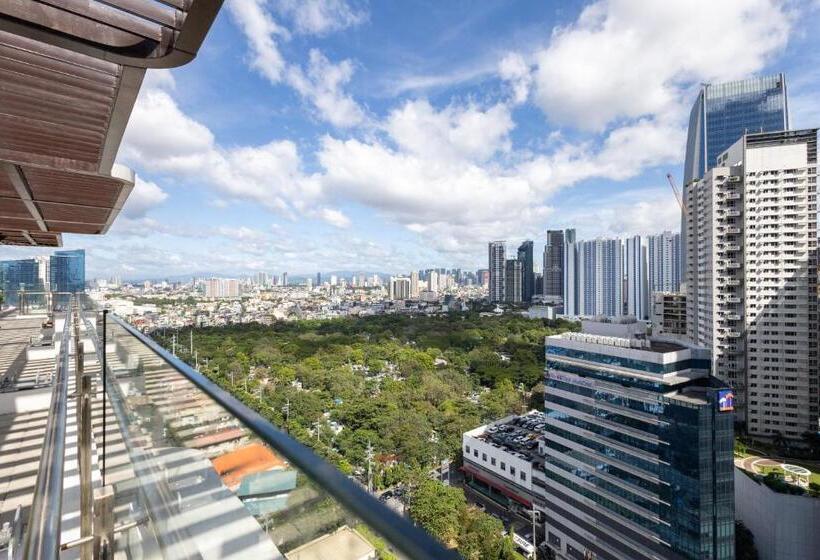 Suite Deluxe, Lush Residences Makati