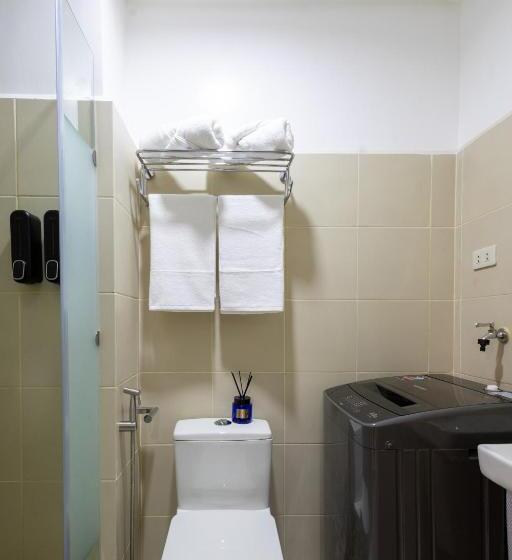 Suite Deluxe, Lush Residences Makati