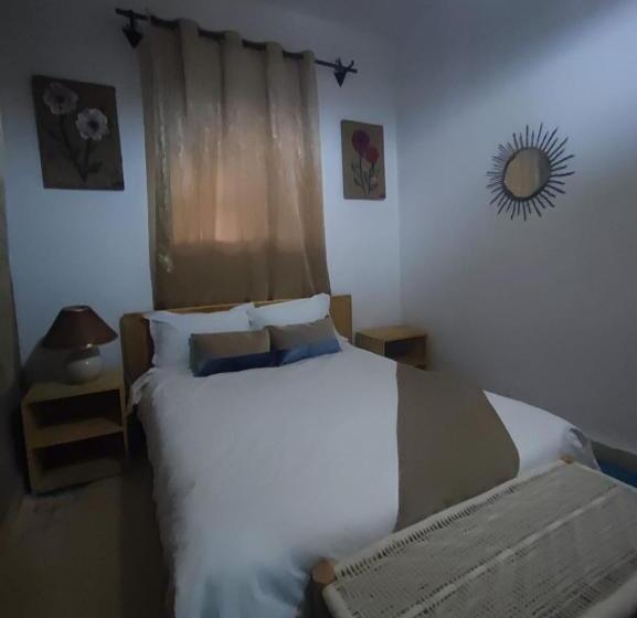 Номер Стандарт, Hôte Sahara & Spa Tadighoust