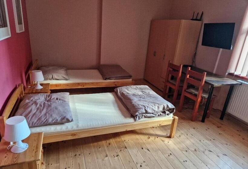 חדר סטנדרט לשלושה, Penzion Kornout