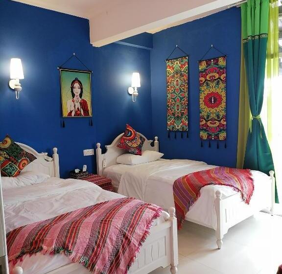 חדר סופריור, Lazzy Inn