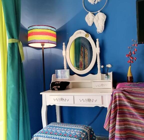 חדר סופריור, Lazzy Inn