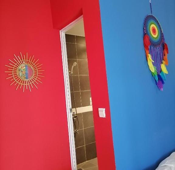 חדר סופריור, Lazzy Inn