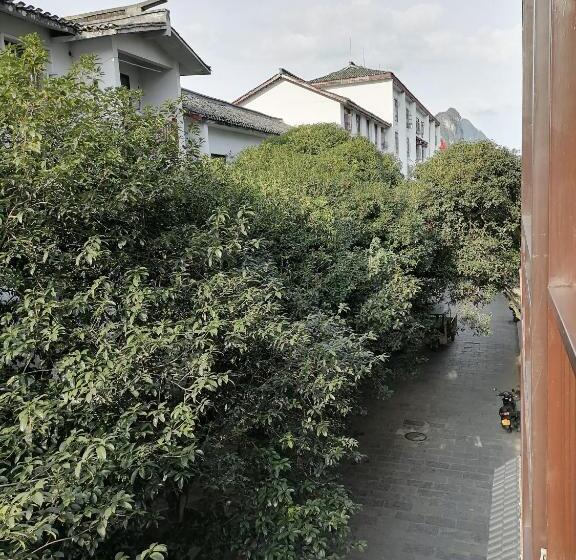 חדר סטנדרט עם מרפסת, Lazzy Inn