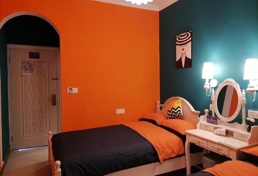 חדר דלוקס, Lazzy Inn