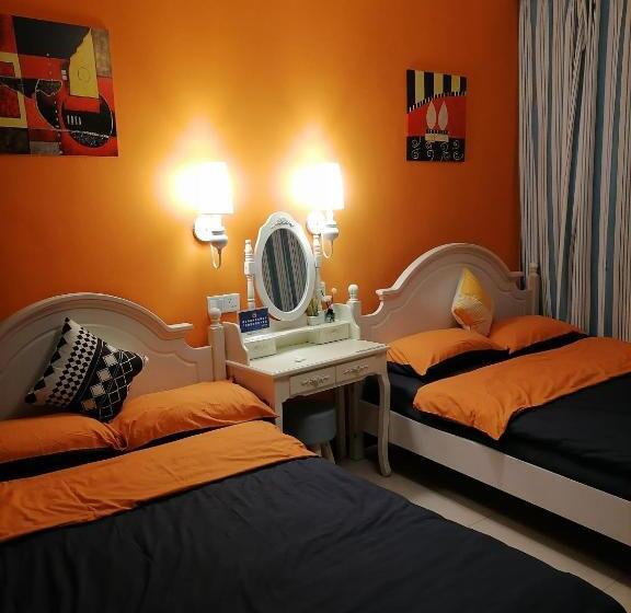 חדר דלוקס, Lazzy Inn