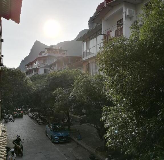 חדר סטנדרט עם מרפסת, Lazzy Inn