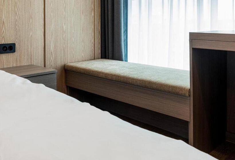 Quarto standard, Jeju Bolton