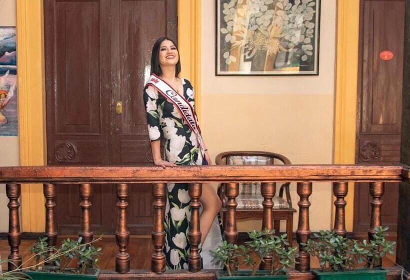 חדר סטנדרט לשלושה, Nuestra Casa Riobamba