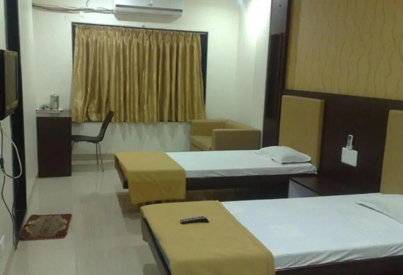 デラックスルーム, Sangram Palace Shirur