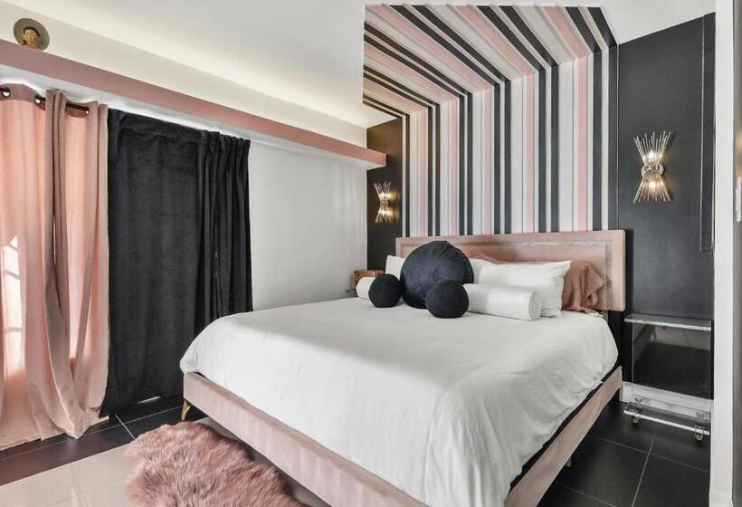 带大床的复式套间, The Ricardo Suite A Salute To Hollywood S Favorite Lucy