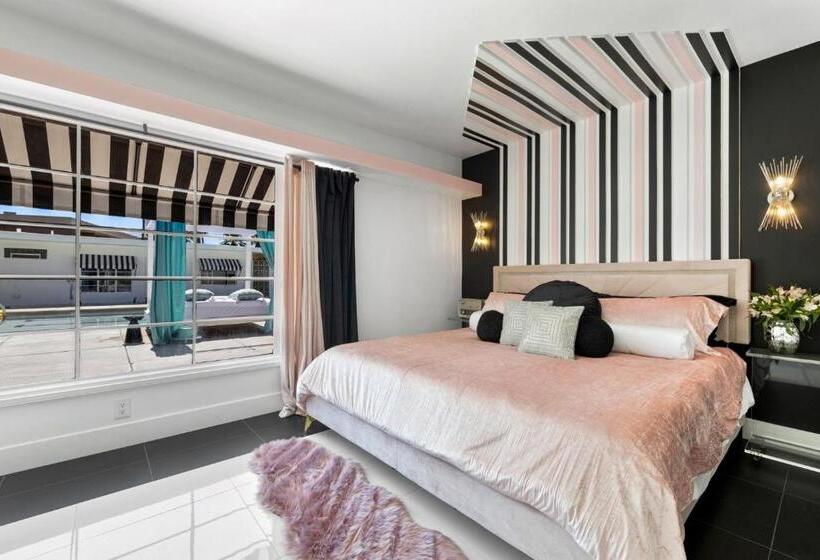 带大床的复式套间, The Ricardo Suite A Salute To Hollywood S Favorite Lucy