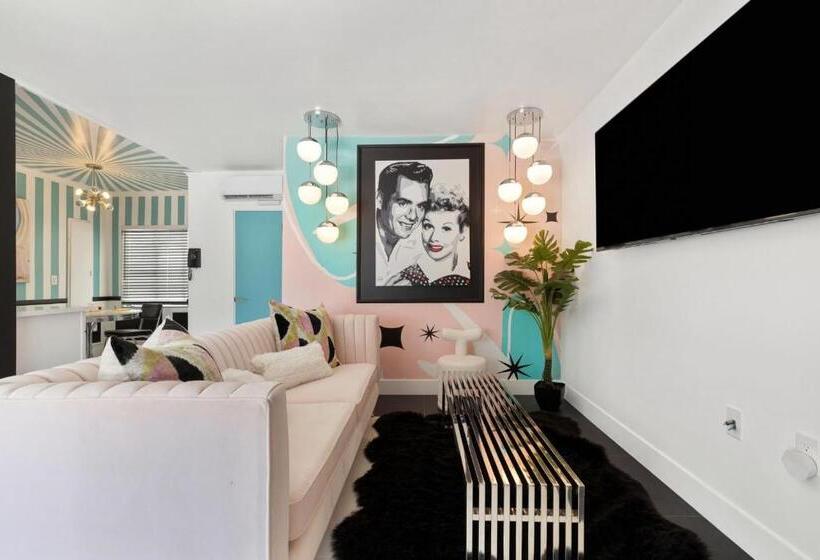 带大床的复式套间, The Ricardo Suite A Salute To Hollywood S Favorite Lucy