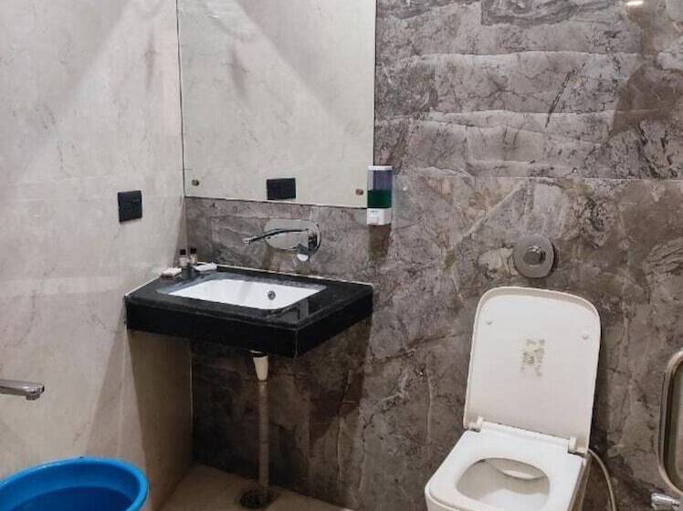 اتاق استاندارد, Sharda Dinings Gorakhpur