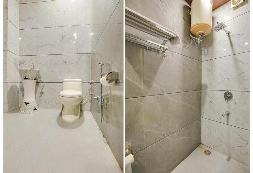 חדר קלאסי לשלושה, Blessing