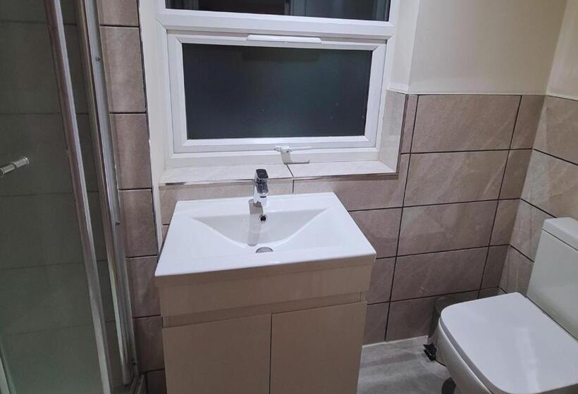 חדר סטנדרט, Furley Road London Guest House