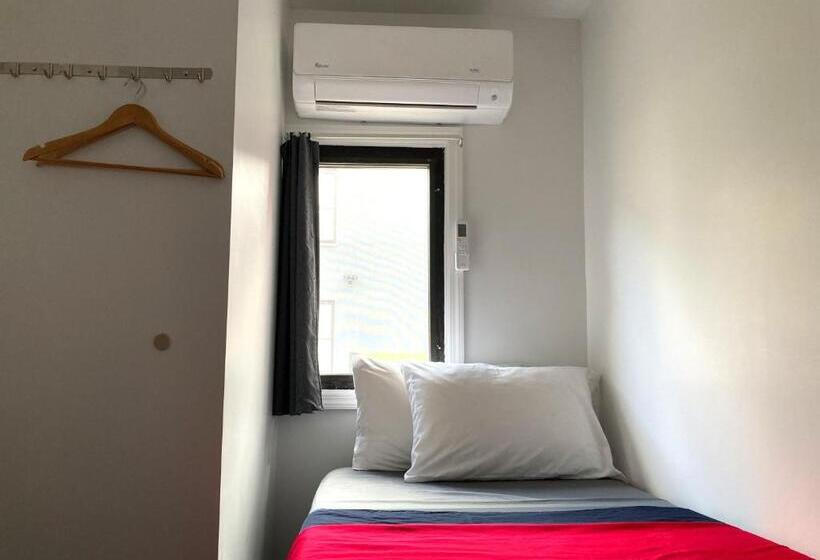스탠다드 룸 공동 욕실, Minipod Ironbound Newark Superfast To Nyc+airport Train