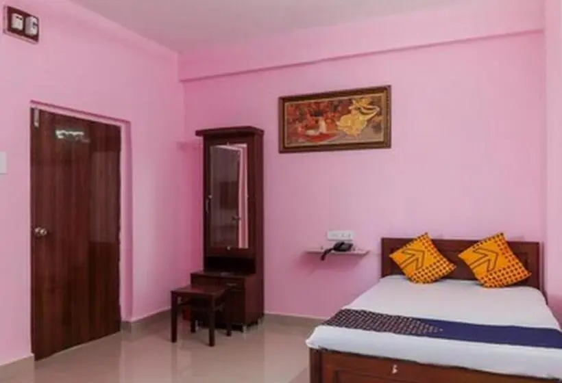 スタンダードルーム, Nanashri Guest House & Restaurants Pimpalgaon
