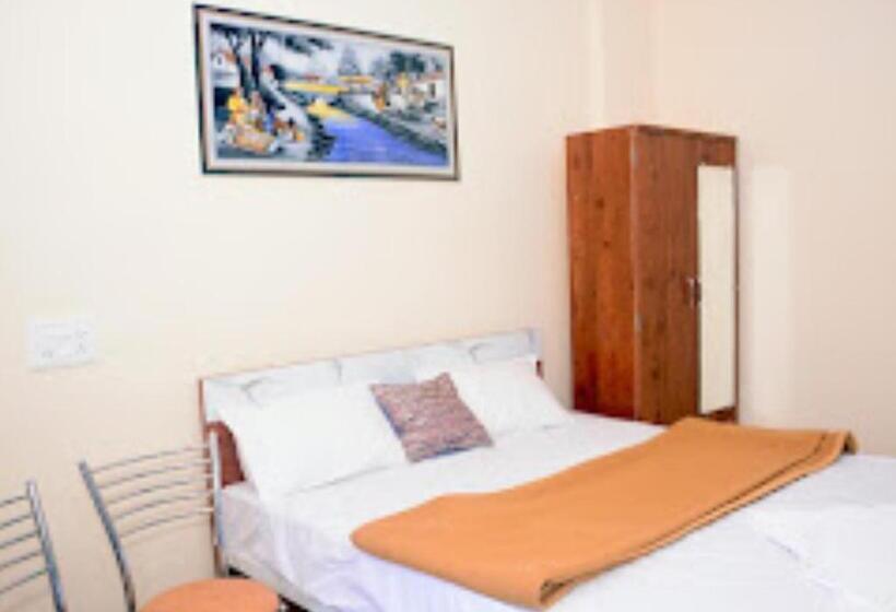 스탠다드 룸, Nanashri Guest House & Restaurants Pimpalgaon