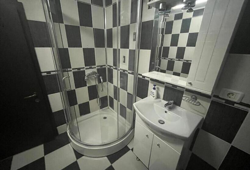 Дом 1 Спальня, Pensiunea Valea Dorului